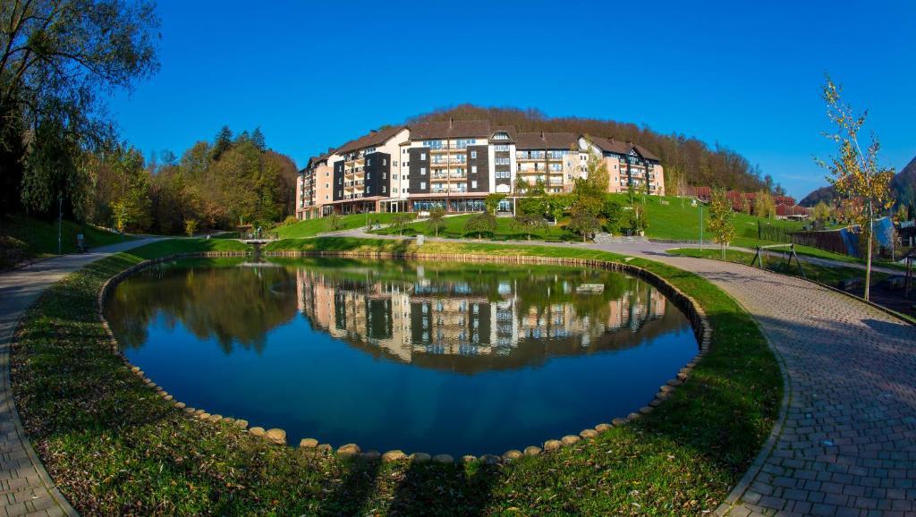 Terme Olimia - Aparthotel Rosa Podčetrtek Kültér fotó